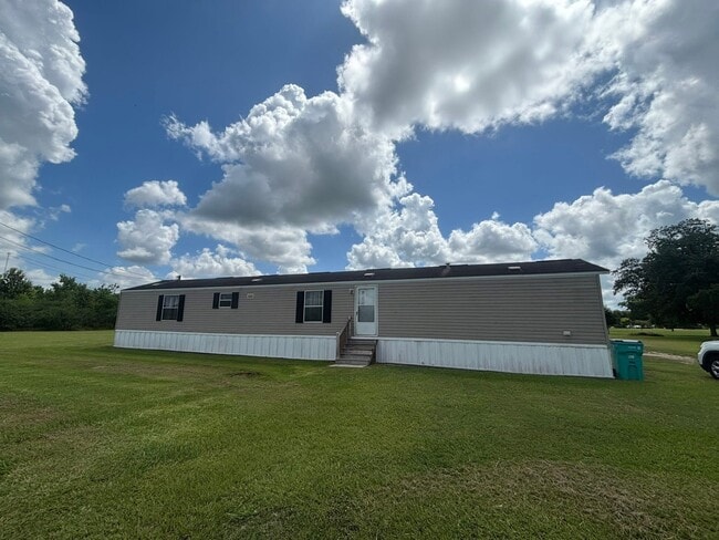 Building Photo - 294 Wilson Bridge Rd