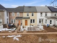 Building Photo - 25 Langley Pl