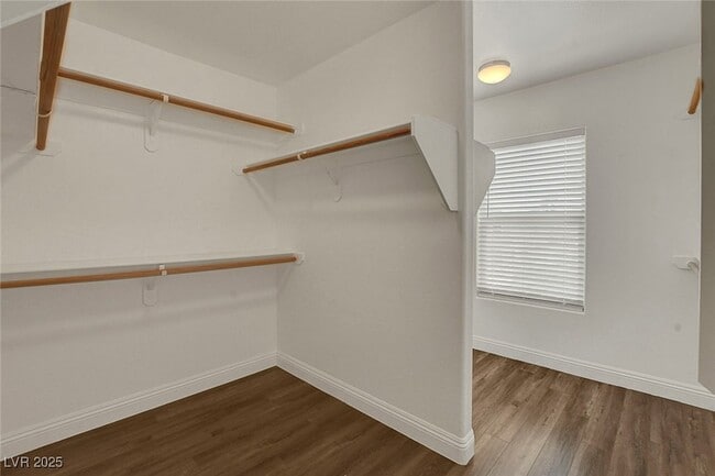 Building Photo - 9676 Grouse Grove Ave