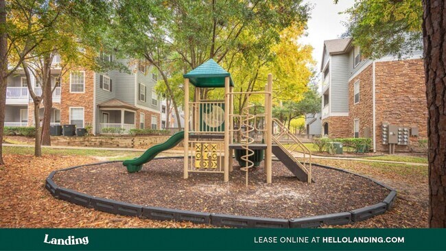 Building Photo - 8100 Cypresswood Dr