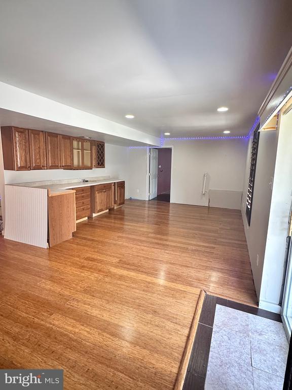 Building Photo - 332 Rubens Cir