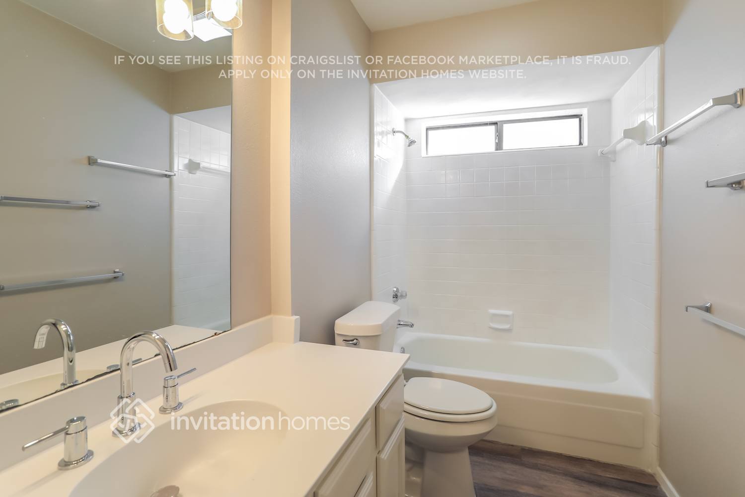 Building Photo - 2430 Bentley Dr