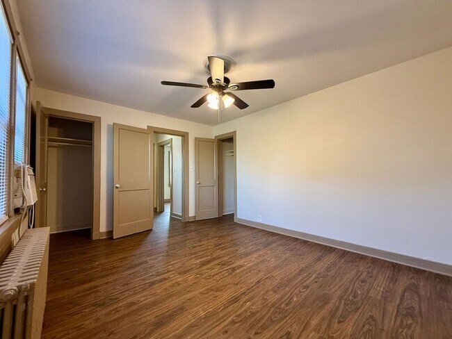 Building Photo - 1400 Kenmore Ave