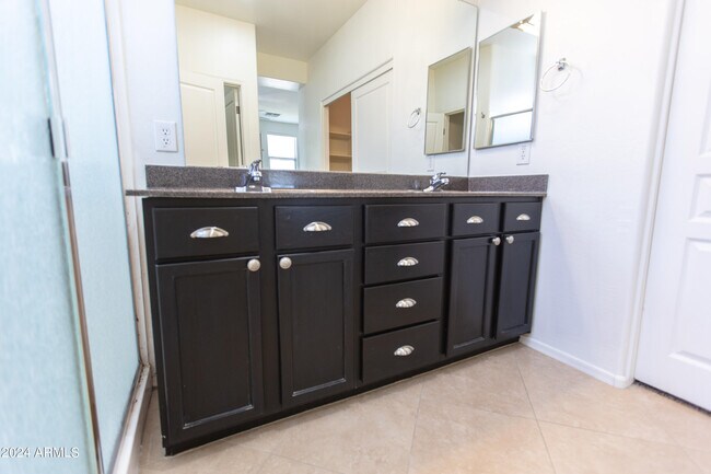 Building Photo - 21382 E Lords Ct