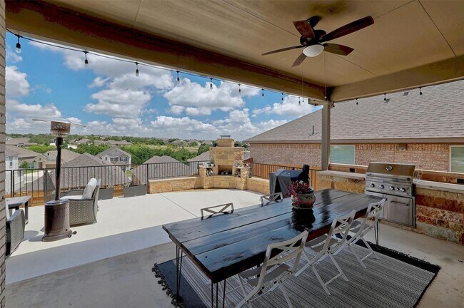 Building Photo - 805 Karst Cv