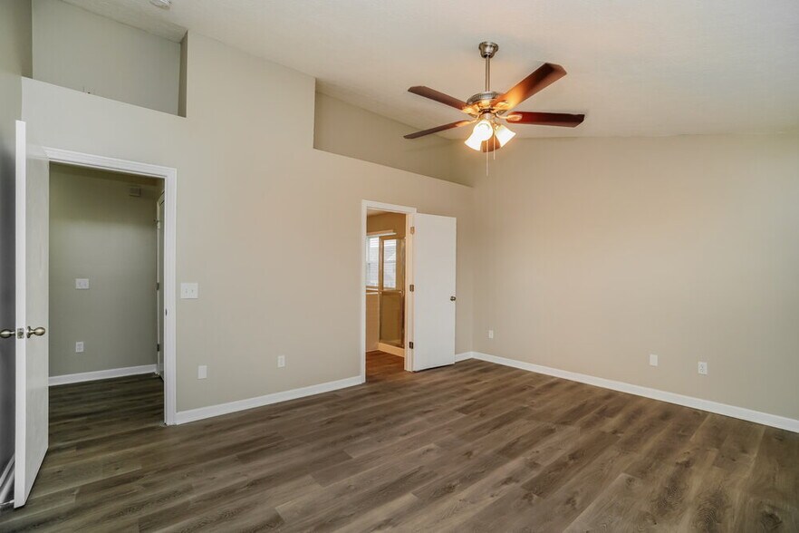 Building Photo - 111 Brenden Loop