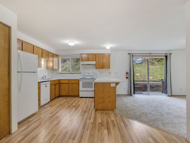 Building Photo - 1525 7th St