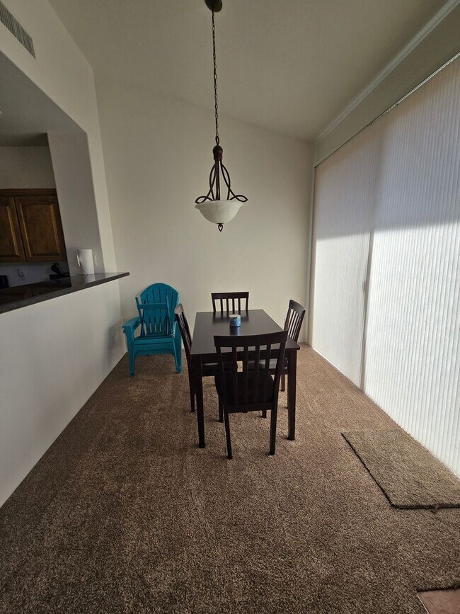 Building Photo - Unfurnished, 1-Year Long-Term Rental