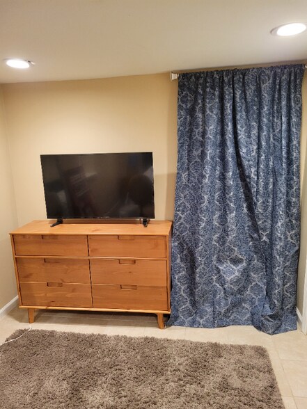 Building Photo - 6105 Arbor St