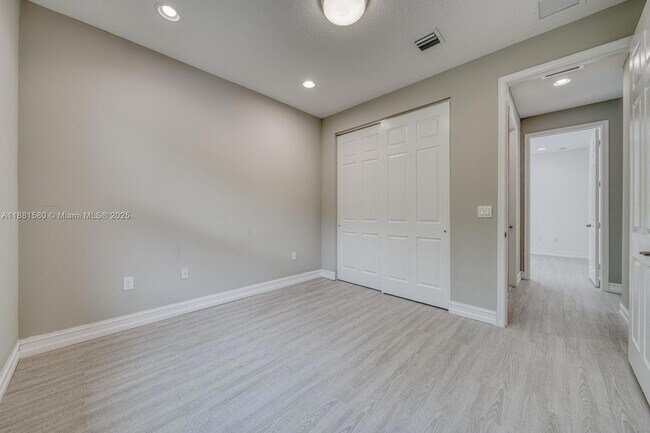 Building Photo - 13679 Moss Agate Ave