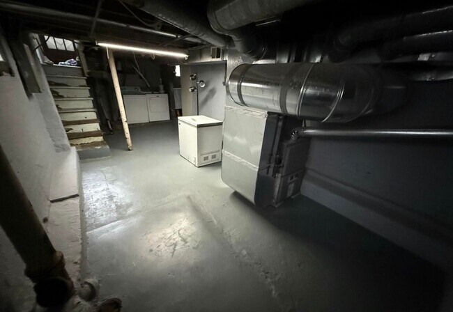 Building Photo - 3 Bed 1 Bath