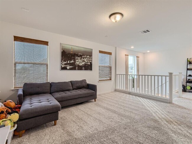 Building Photo - 6521 Carriage Pines Dr