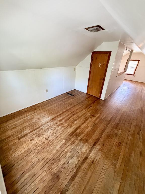 Building Photo - 26 Meadowbrook Ave