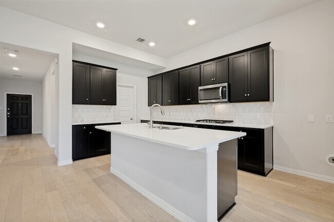Building Photo - 3437 Loftwood Ln