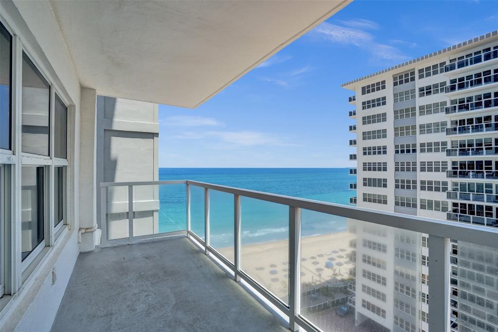 Building Photo - 3750 Galt Ocean Dr