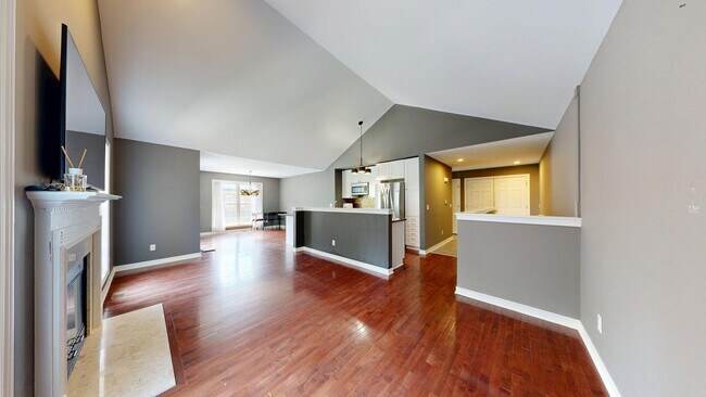 Building Photo - 5615 Hampshire Ln