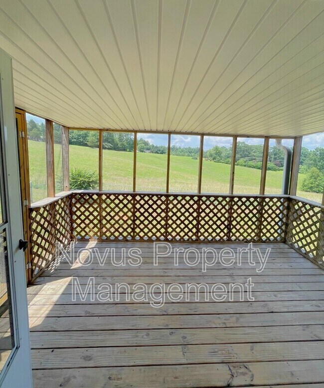 Building Photo - 271 Castleman Rd