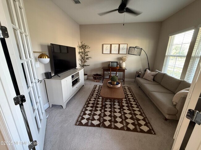 Building Photo - 86 Ridgewind Dr