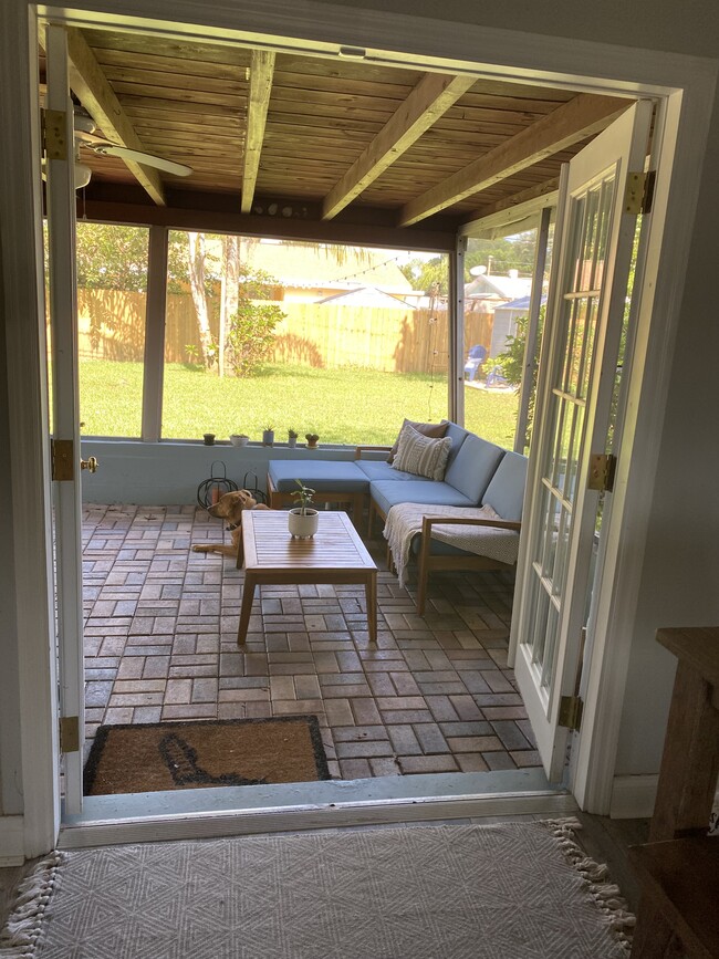 Building Photo - 5393 16th Ave N