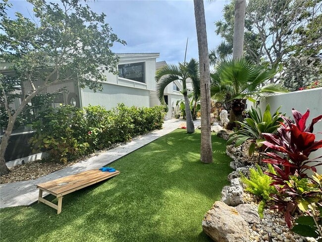 Building Photo - 1100 Westway Dr