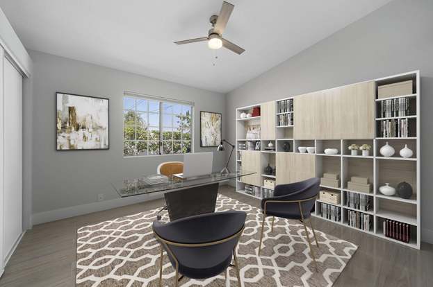 Building Photo - 54140 Avenida Mendoza