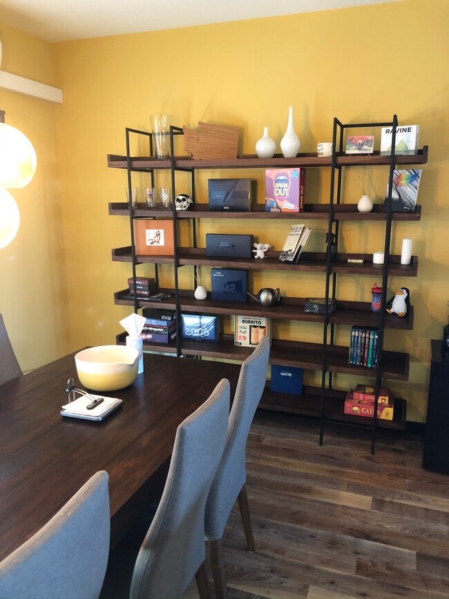 Building Photo - 7160 27th Ave SW