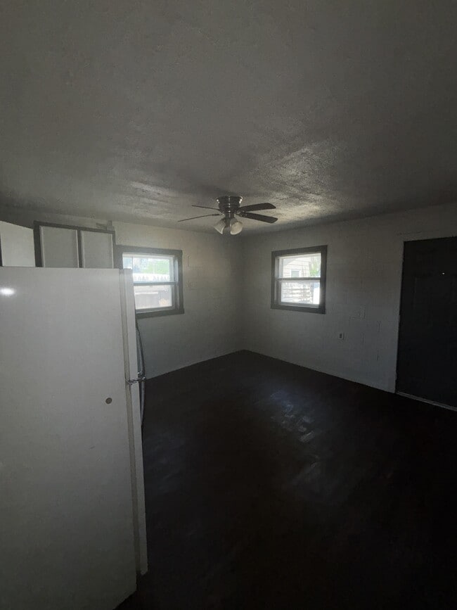 Building Photo - 1718 25th St