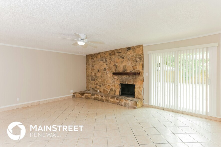 Building Photo - 2513 Mardell Dr