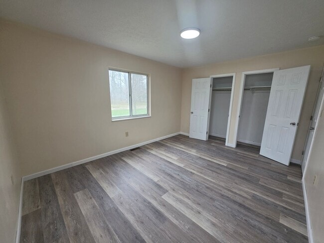 Building Photo - 3-Bedroom 2 Bath Duplex. Ravenna Ohio.