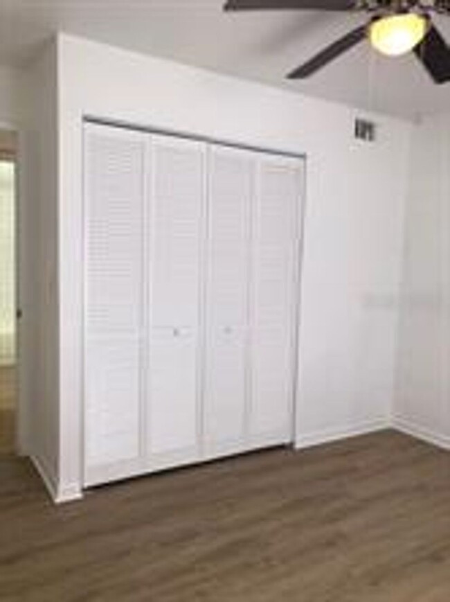 Building Photo - Remodeled 2 Bedroom, 2 Bath Condo in The P...