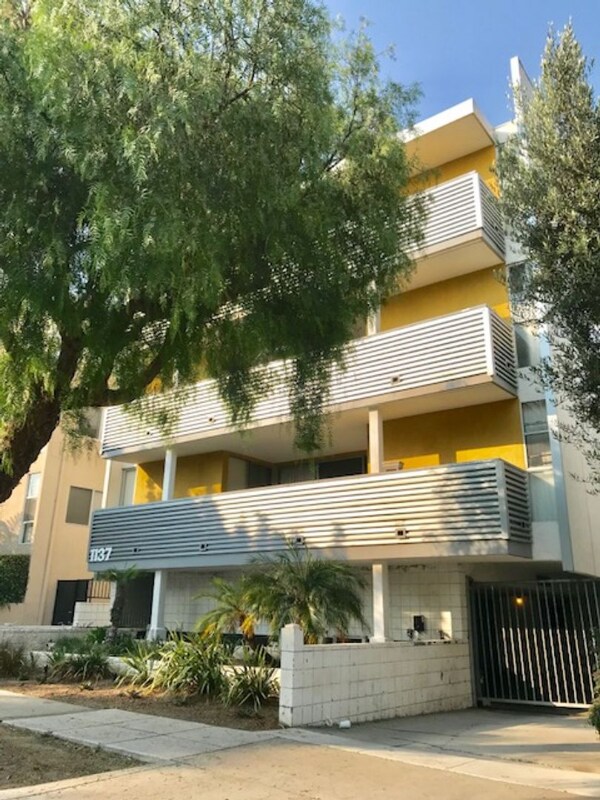 Building Photo - 1137 11th St