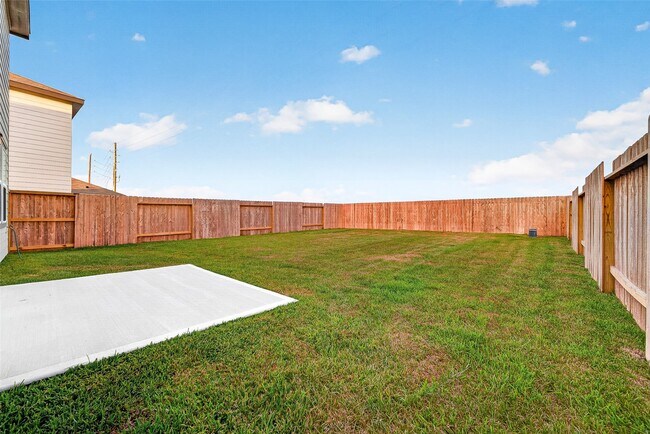 Building Photo - 8323 Vacek Xing Wy