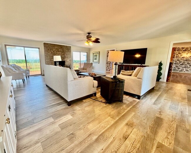 Building Photo - Escape to Luxury: Your Private Oasis on a ...
