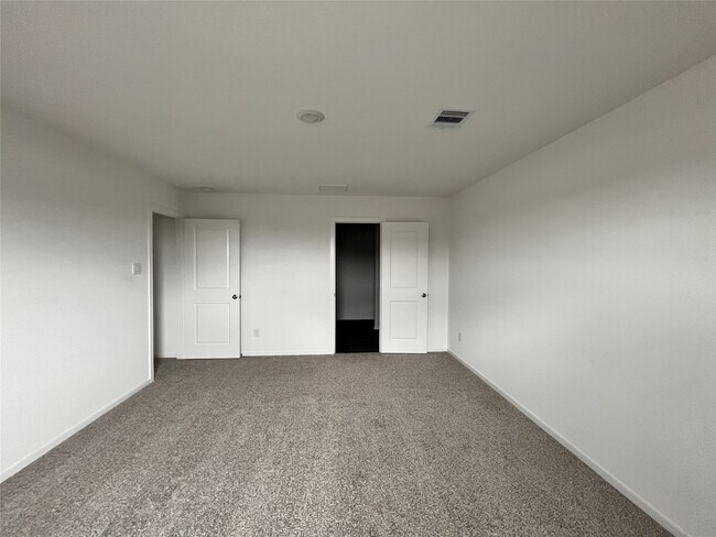 Building Photo - 40826 Hawthorne Glades St