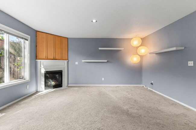 Building Photo - 15183 NW Nightshade Dr