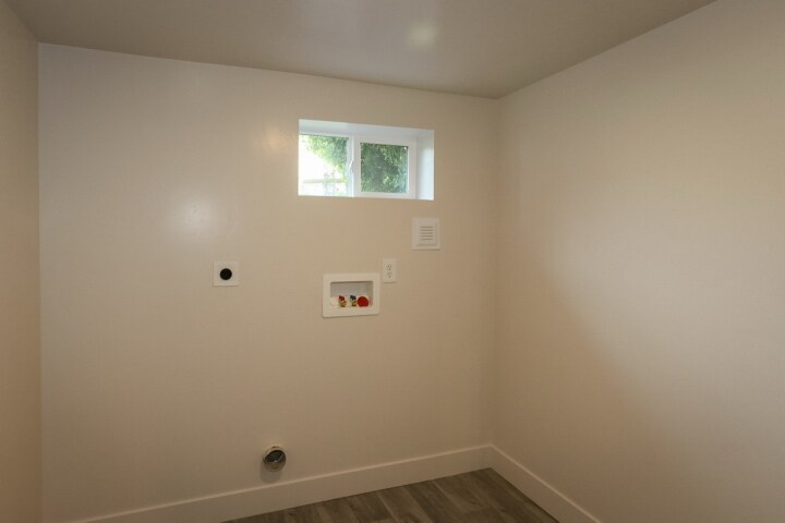 Building Photo - 8319 S Harrison Cir