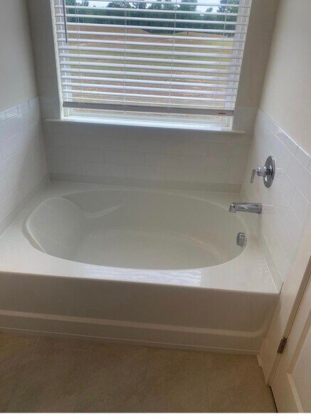 Building Photo - 108 Auburn Gate Ln