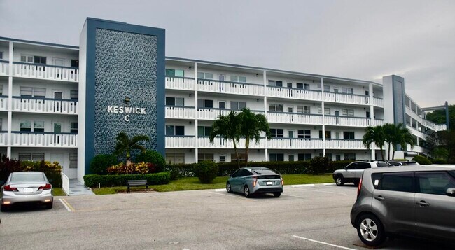 Building Photo - 364 Keswick C