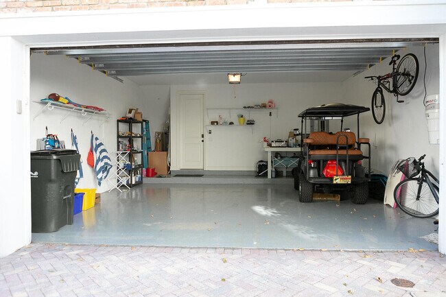 Building Photo - 381 E Cannery Row Cir
