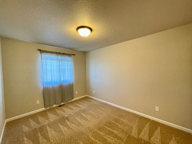 Building Photo - 4478 Granger Dr