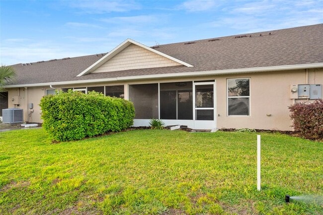 Building Photo - 26922 White Plains Way