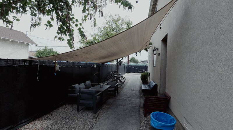 Building Photo - 1447 E 25th St