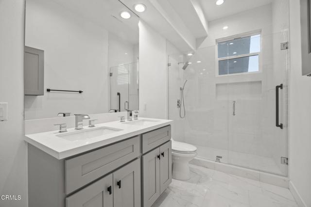 Building Photo - 40 Saddlebow Rd