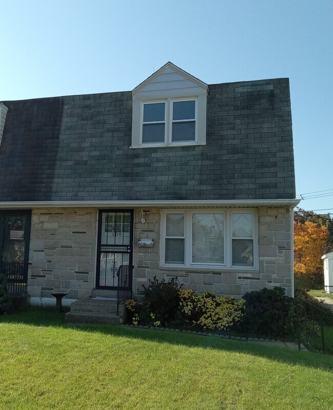 1316 Langley St 1316 Langley St Trainer PA 19061 Apartment Finder