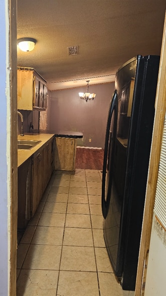 Building Photo - 101 W Apple Blossom Ln