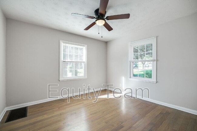 Building Photo - 3918 Odin Ave