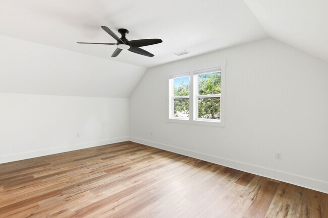 Building Photo - Custom Home in Seagate | 4 Bedrooms • 3 Bathrooms • Minutes to Wrightsville Beach