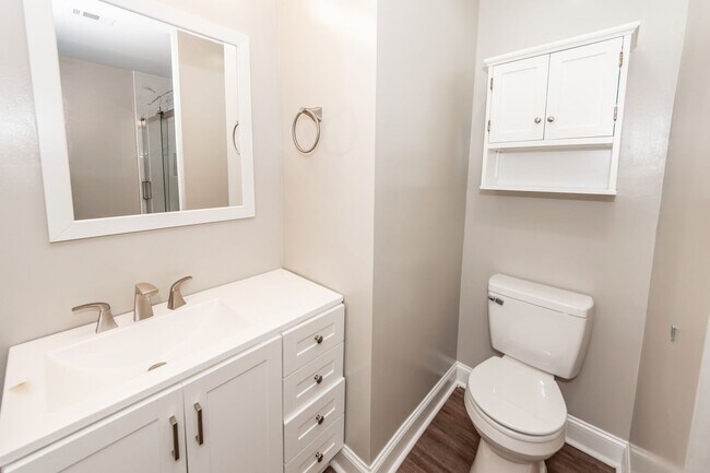 Building Photo - 3 Bedroom, 2 bathroom home in Moss Point - Ladson