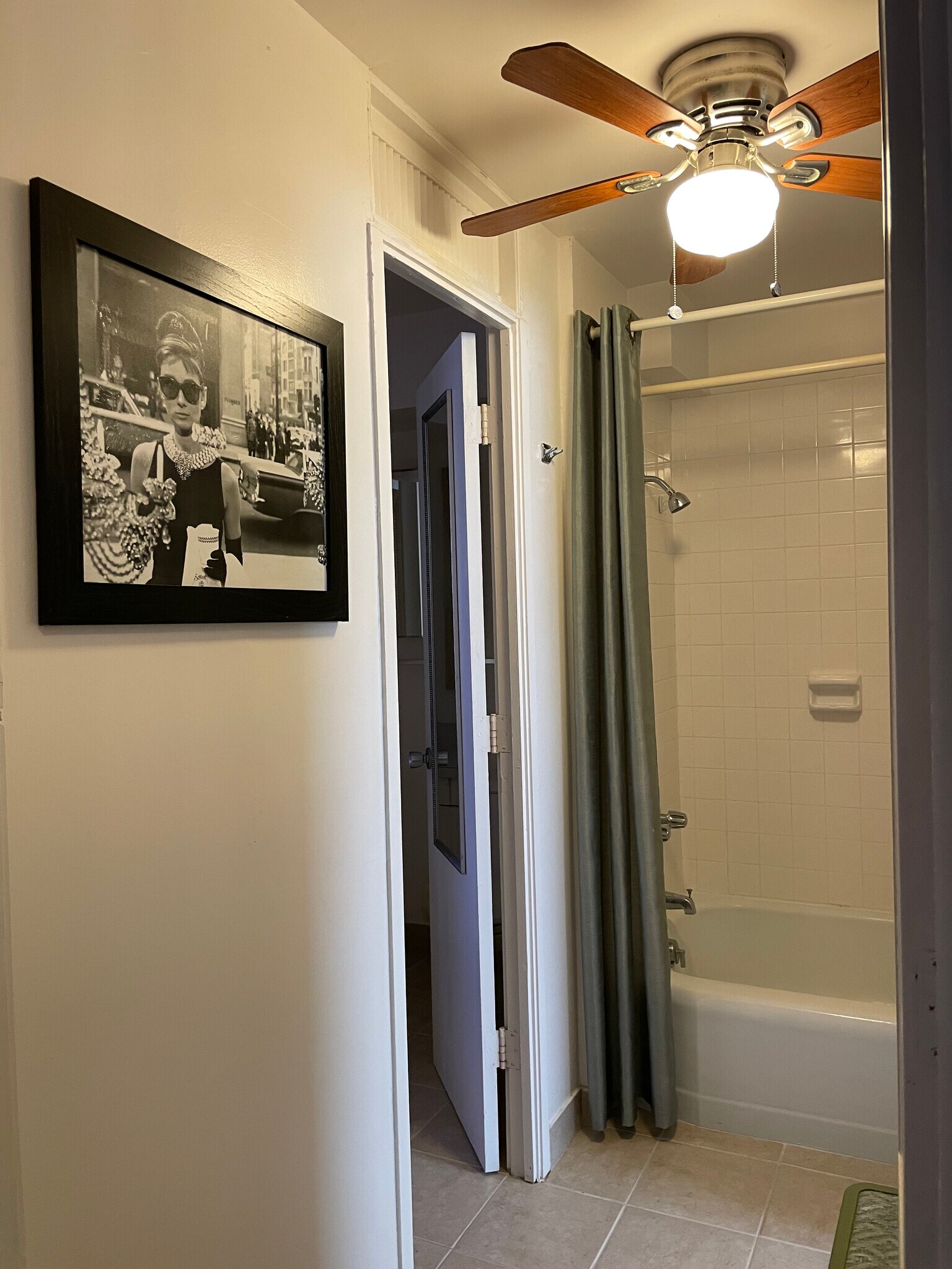 Building Photo - 1676 Ala Moana Blvd