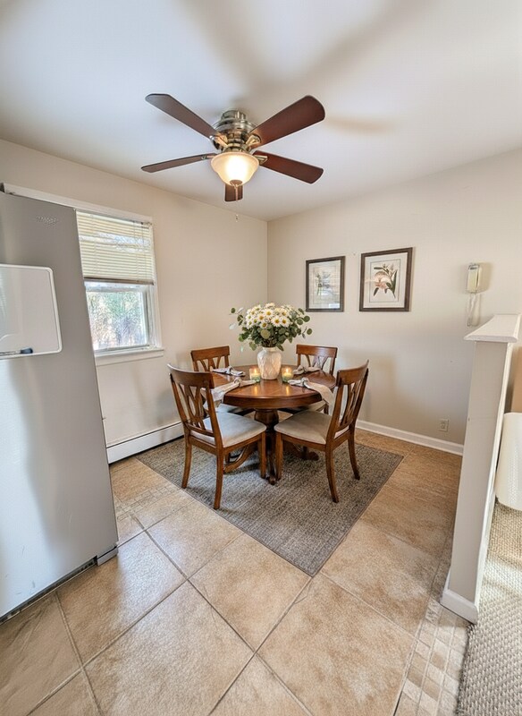 Building Photo - 495 Morris Dr